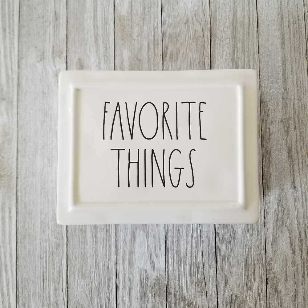 Rae Dunn FAVORITE THINGS Ceramic Box Jewelry Box - Picture 1 of 5